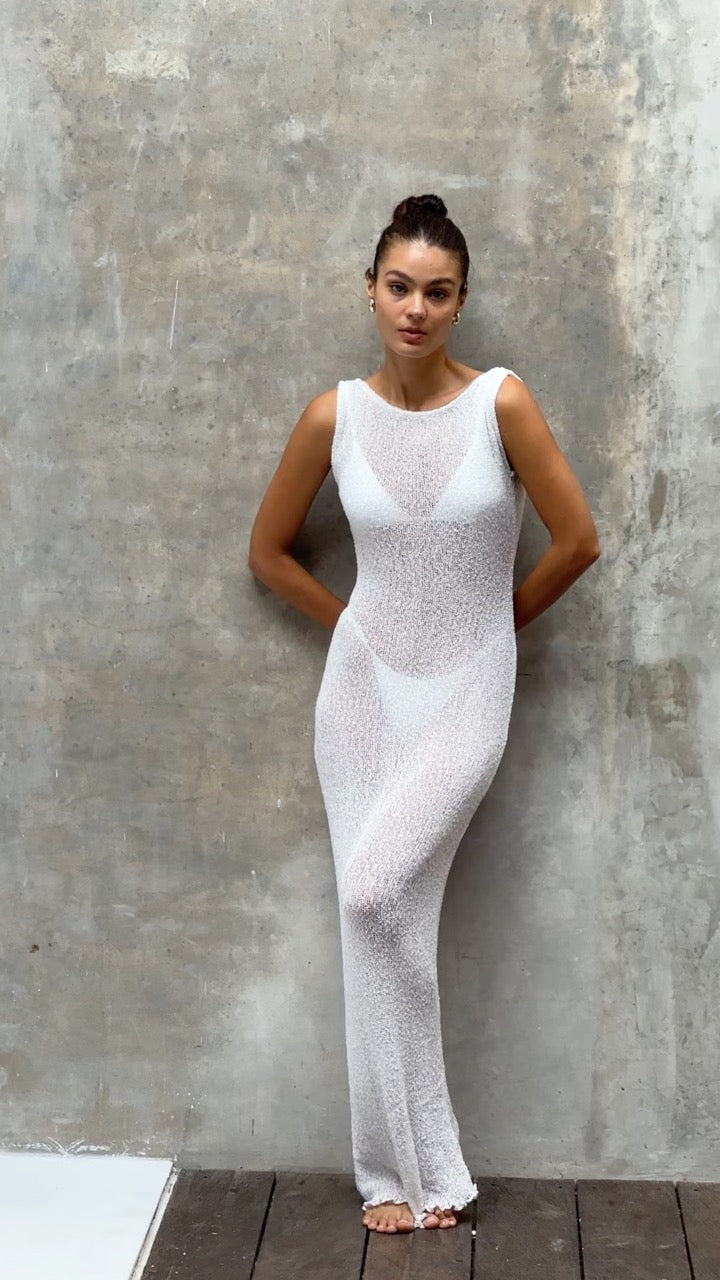 luna backless maxi dress white